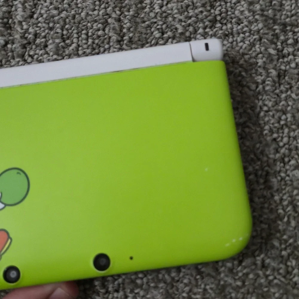 Nintendo 3DS XL Console - Yoshi Special Edition - USED - No Charger READ